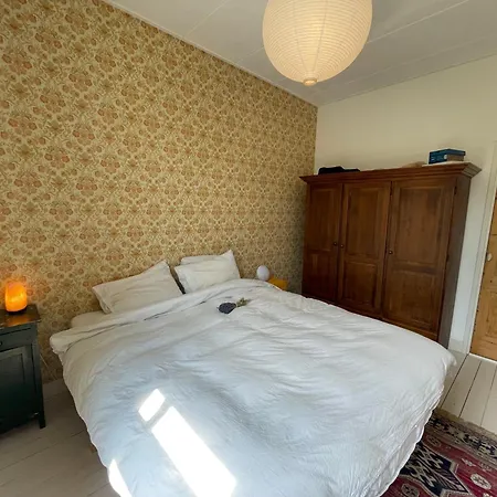 2 Person Bedroom In Beautiful House