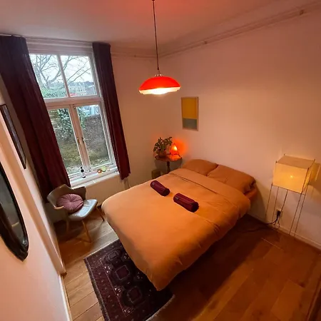 2 Person Bedroom In Beautiful House Lejlighed *