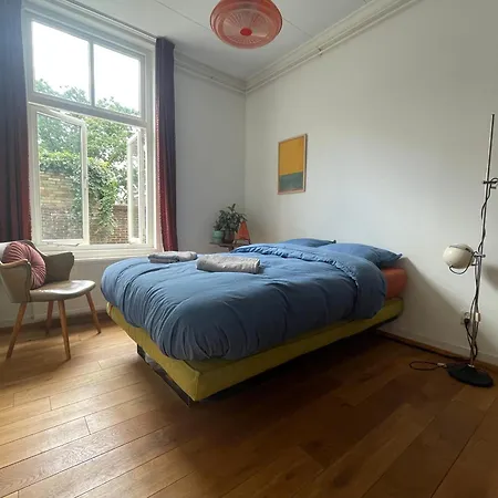2 Person Bedroom In Beautiful House Lejlighed *
